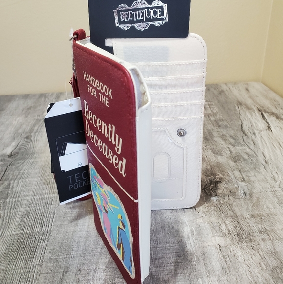 Beetlejuice Wristlet Wallet - Picture 7 of 9